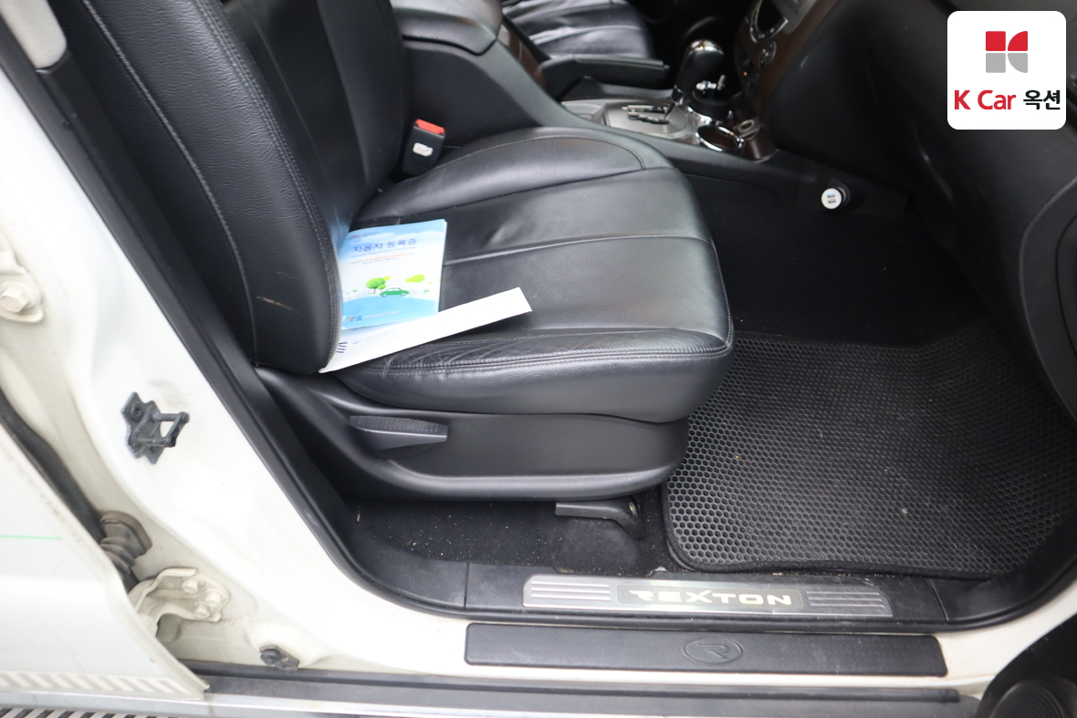 KG Mobility Rexton 2013 - Image 33