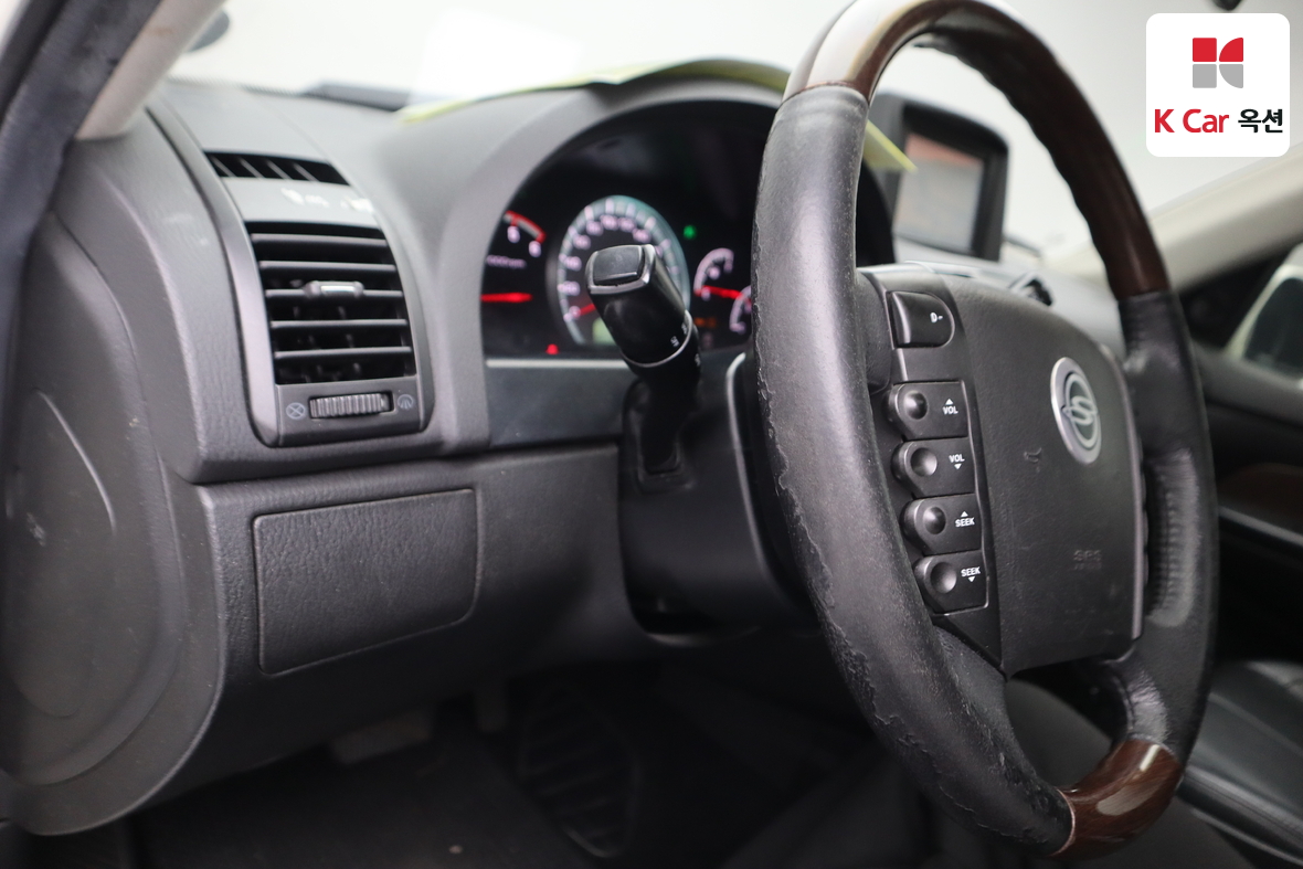 KG Mobility Rexton 2013 - Image 9