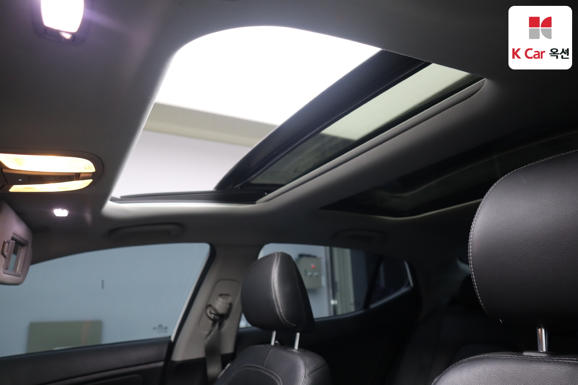 Kia K5 2013 - Image 21