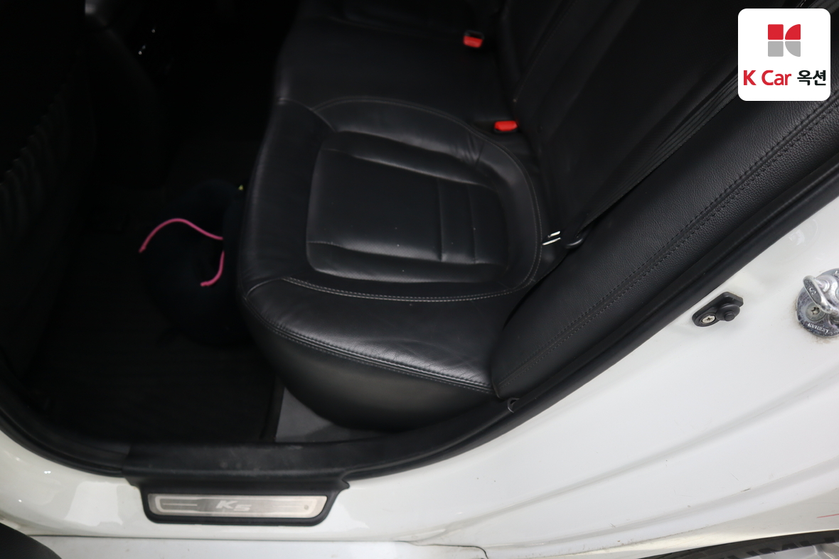 Kia K5 2013 - Image 24