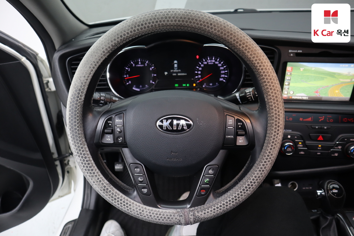 Kia K5 2013 - Image 10