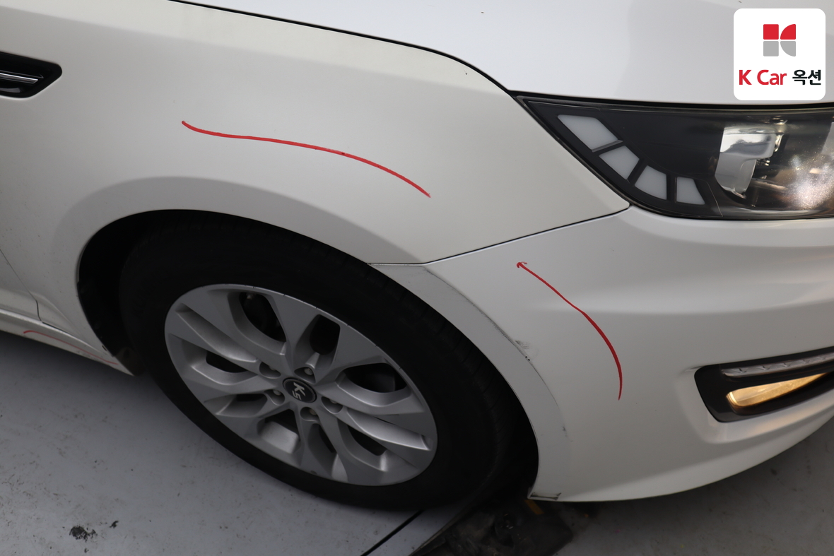 Kia K5 2013 - Image 43