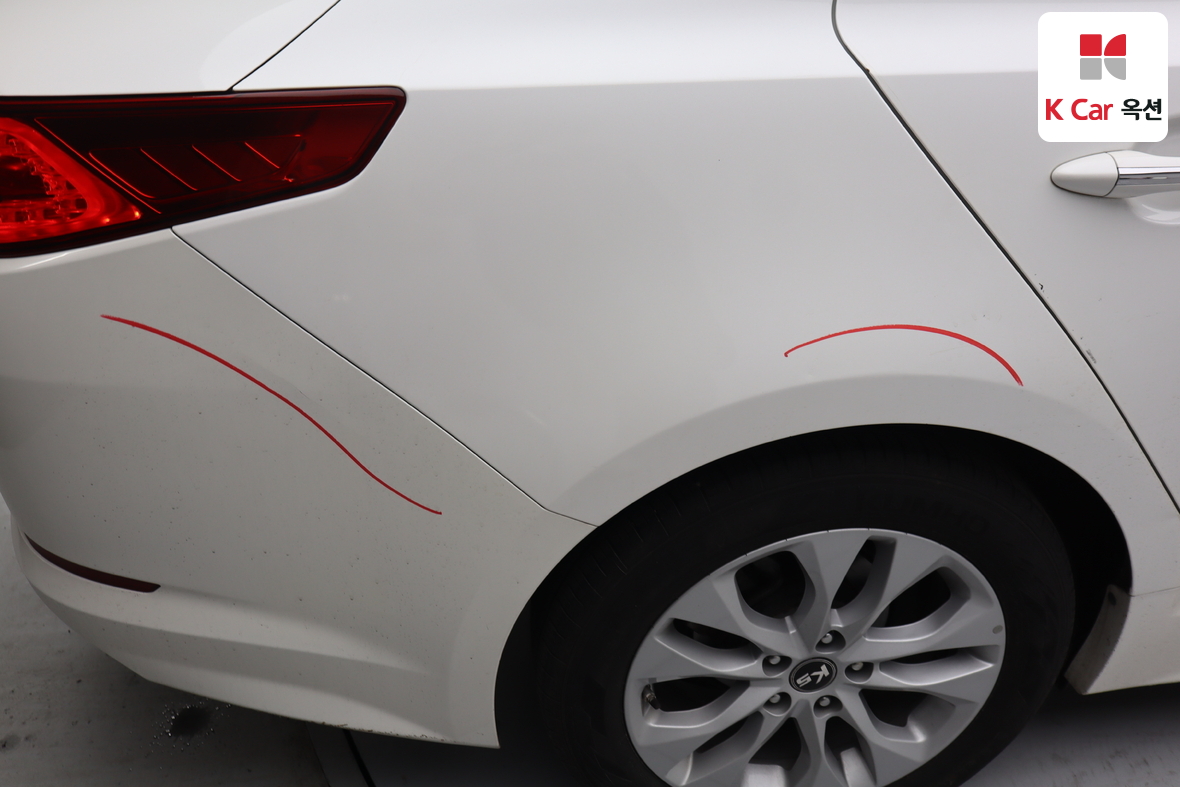 Kia K5 2013 - Image 40