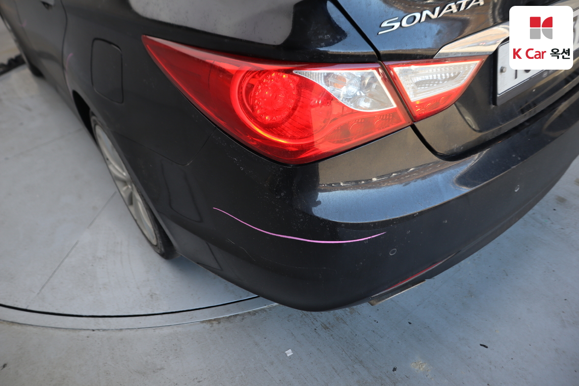 Hyundai Sonata 2011 - Image 42