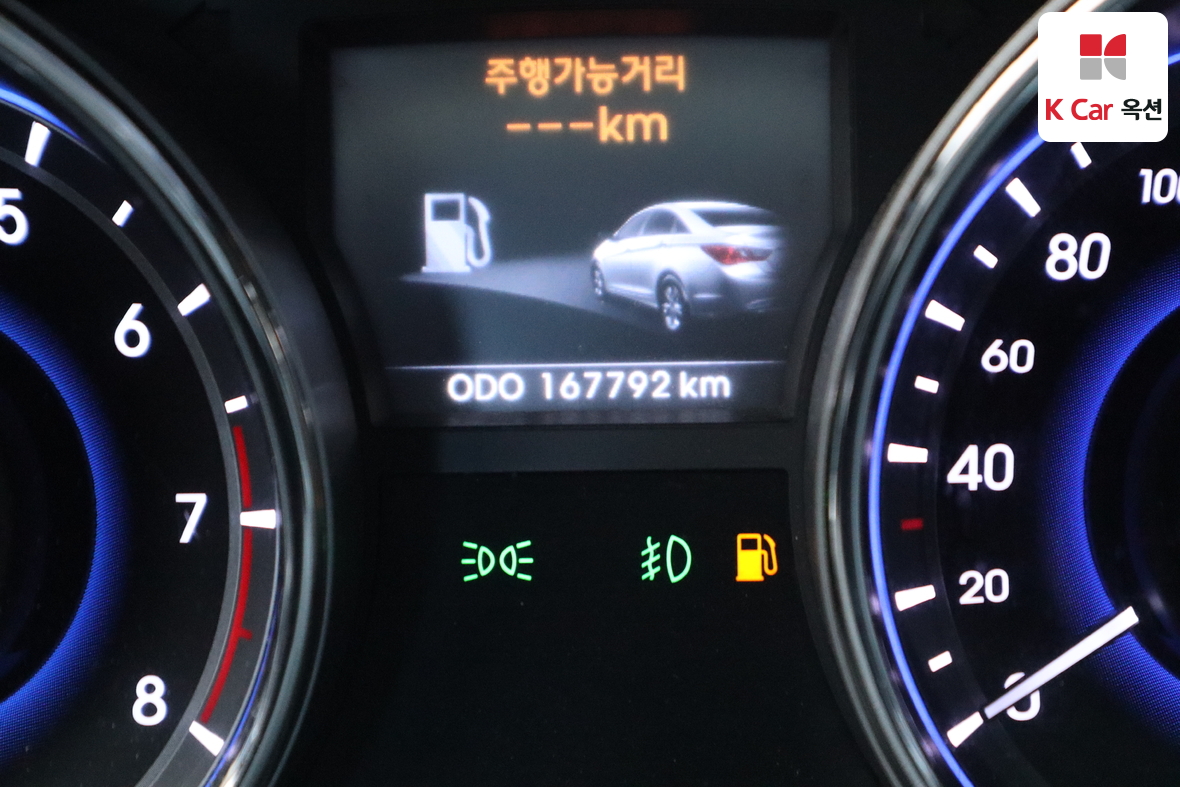 Hyundai Sonata 2011 - Image 4