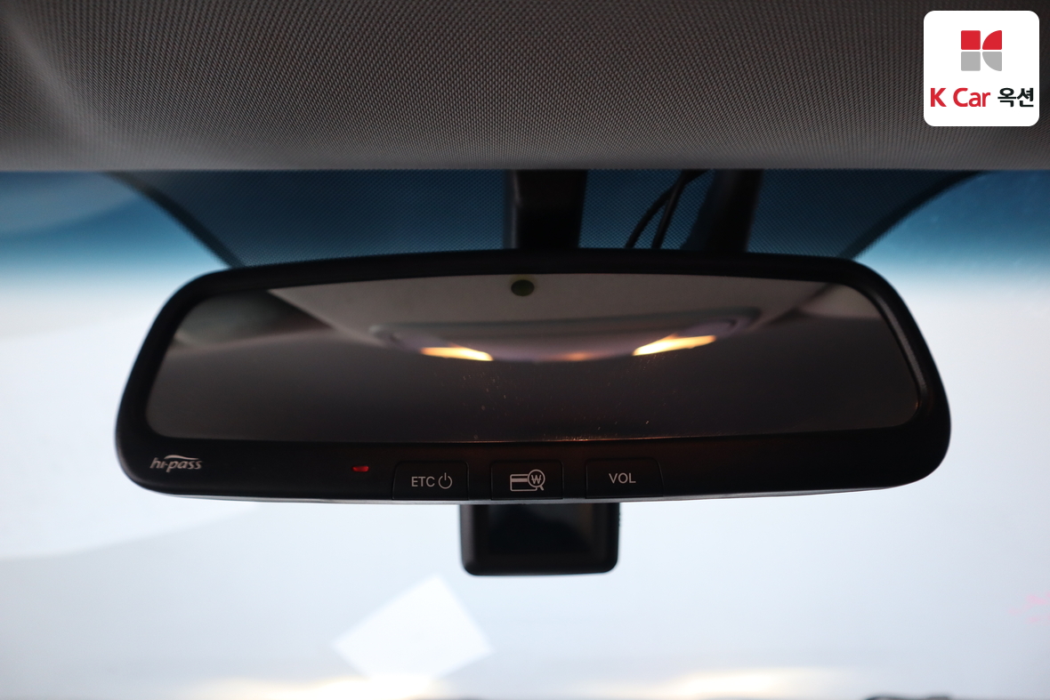 Hyundai Sonata 2011 - Image 12