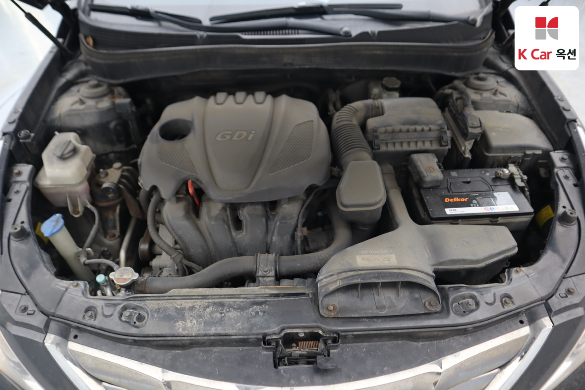 Hyundai Sonata 2011 - Image 32