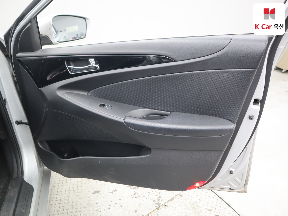 هيونداي سوناتا 2010 - صورة 27