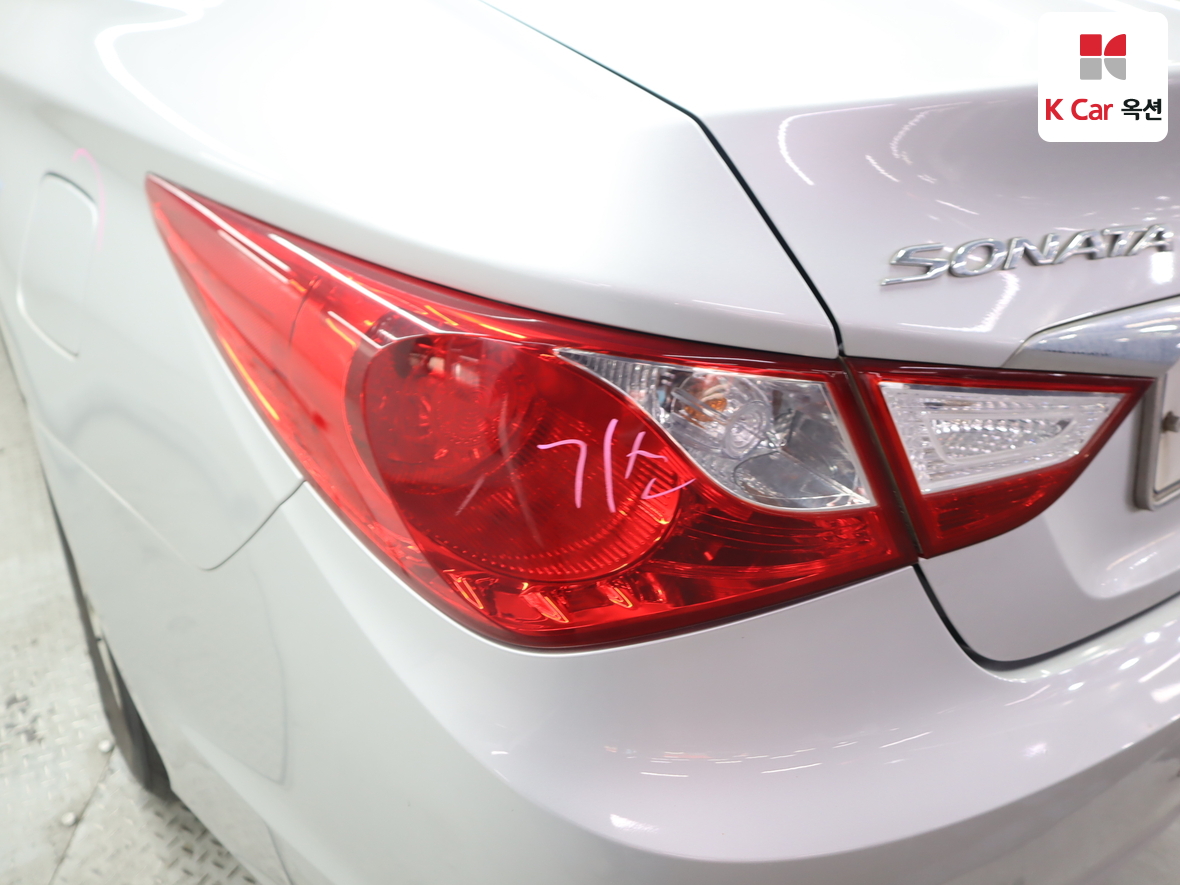 هيونداي سوناتا 2010 - صورة 39