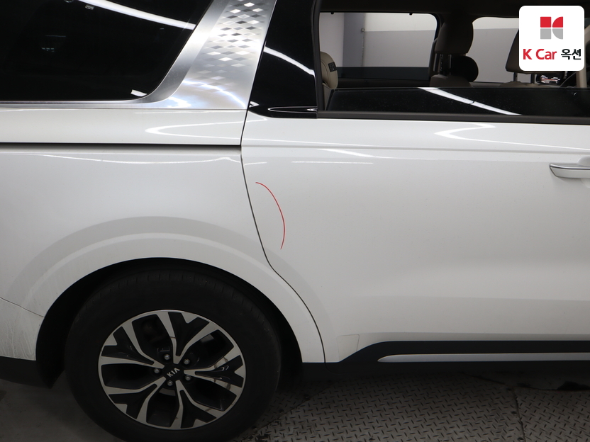 كيا - كارنفال - Image 39