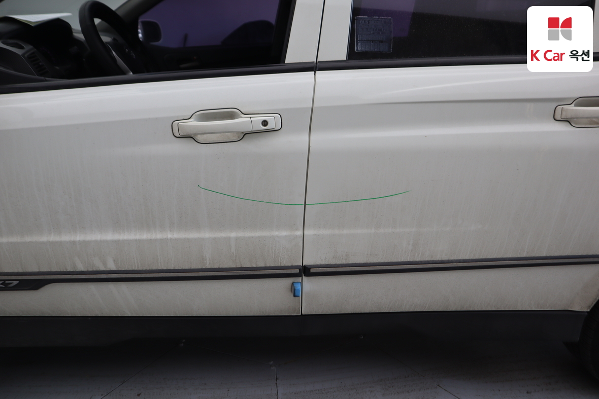 KG Mobility Korando Sports 2016 - Image 42