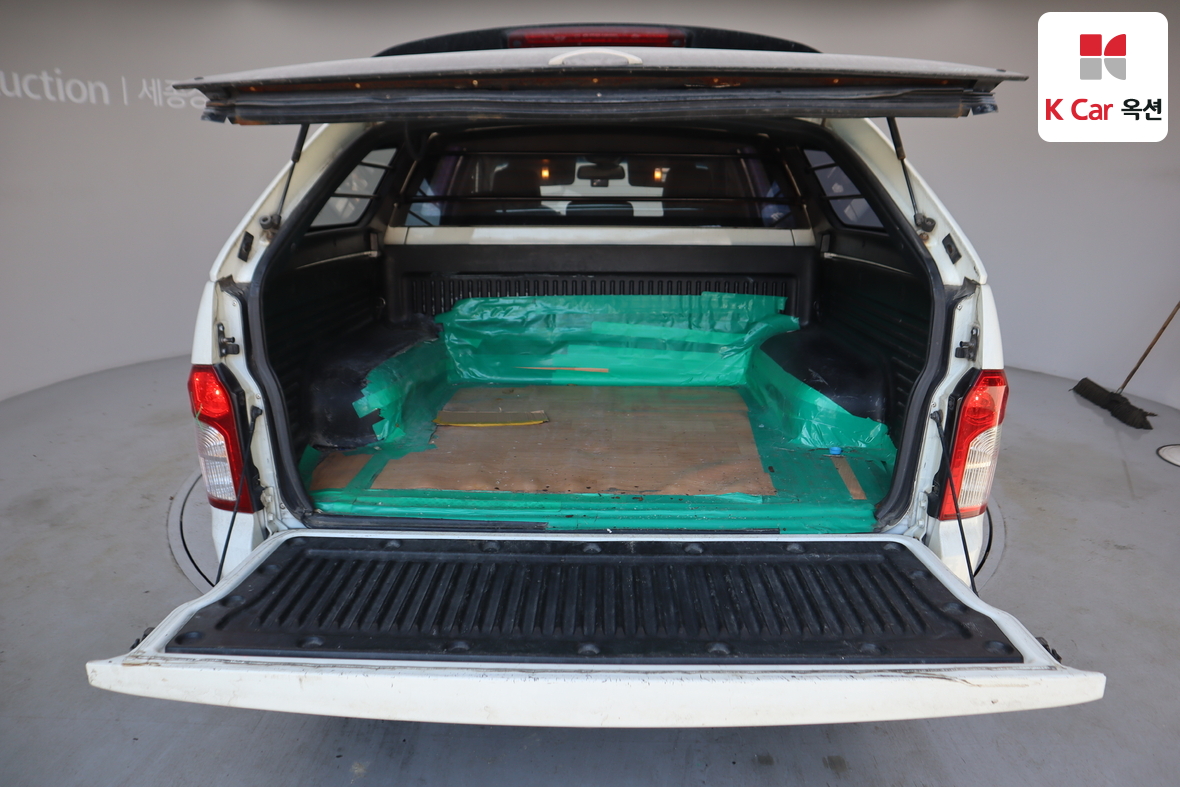 KG Mobility Korando Sports 2016 - Image 25