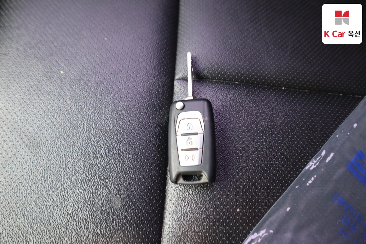 KG Mobility Korando Sports 2016 - Image 18