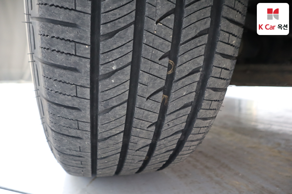 KG Mobility Korando Sports 2016 - Image 32