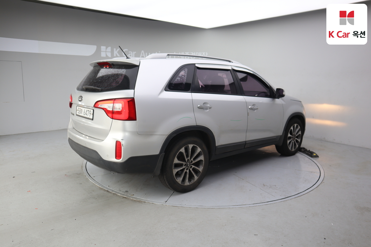 Kia Sorento 2013 - Image 2