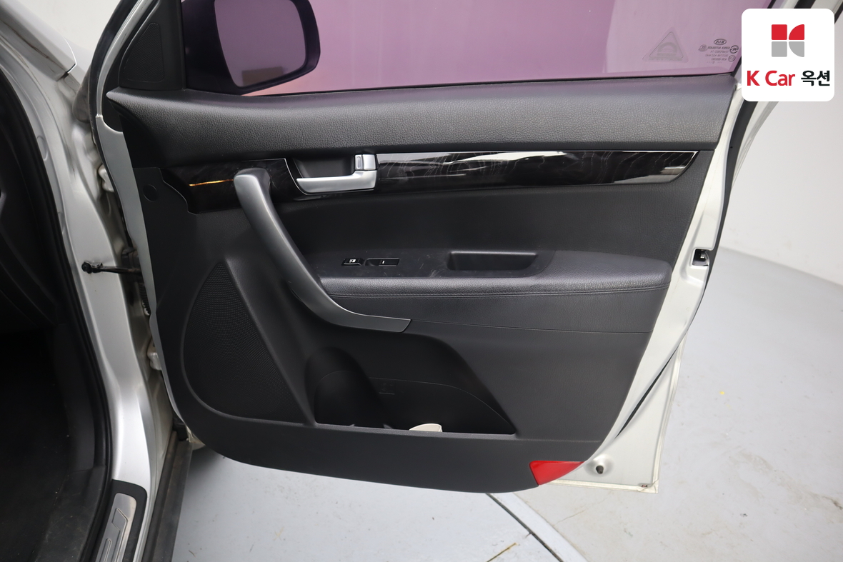 Kia Sorento 2013 - Image 28
