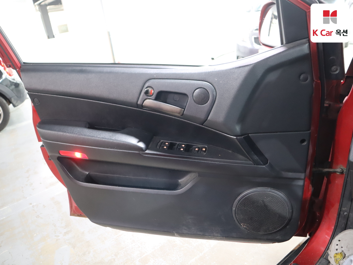 KG Mobility Korando Sports 2012 - Image 8