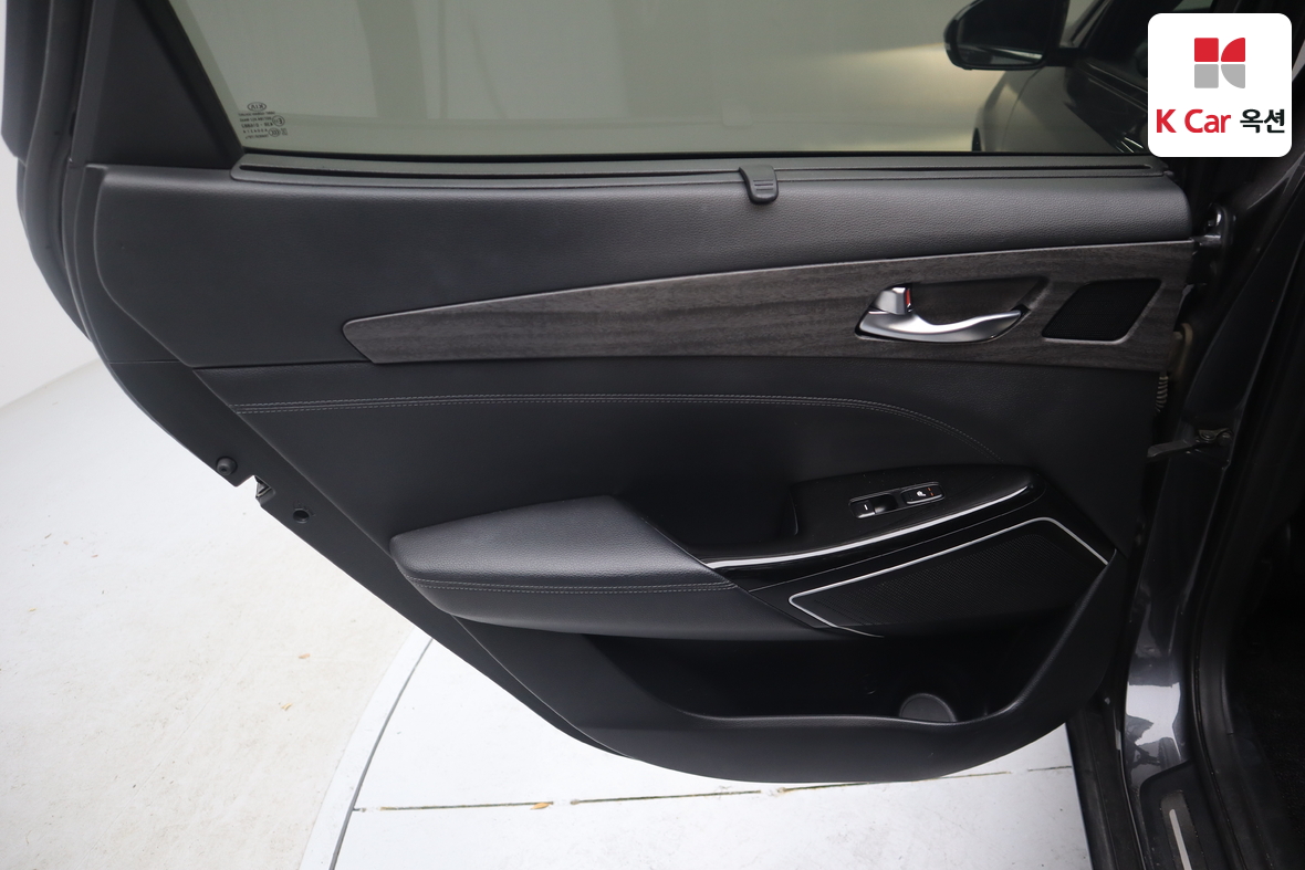 كيا K7 2016 - صورة 22