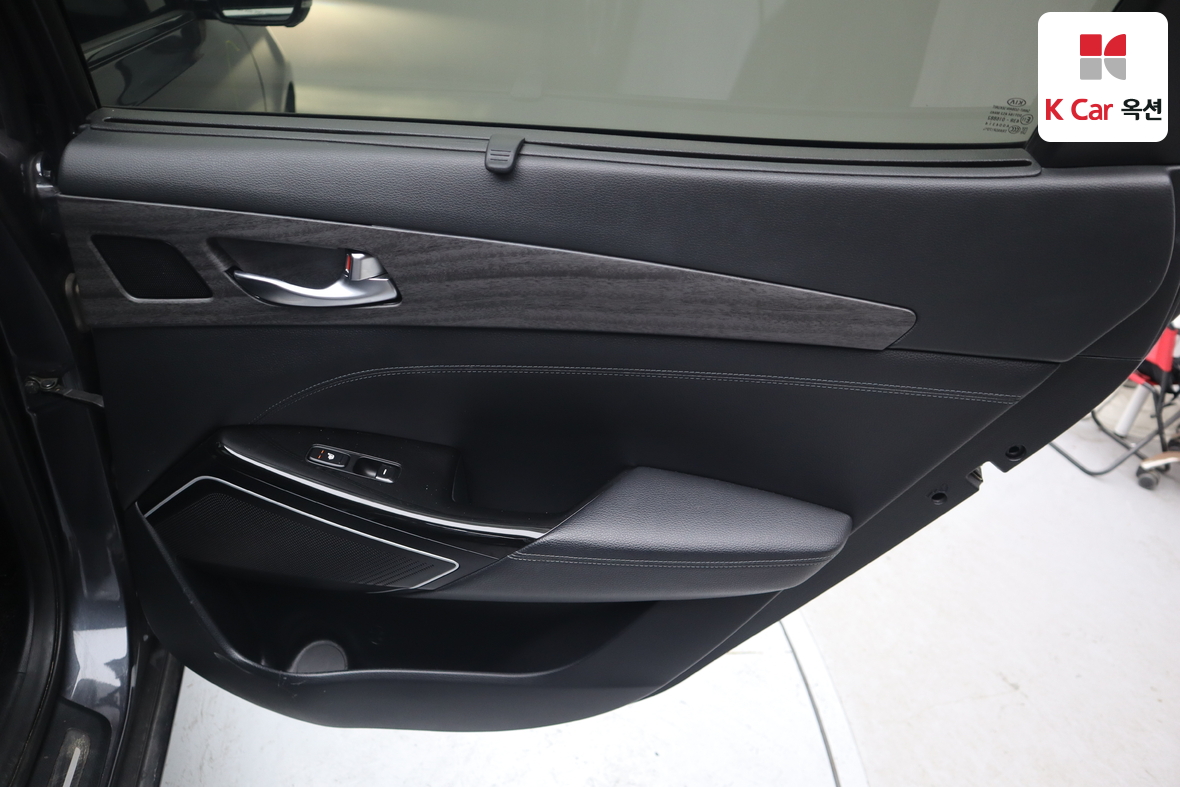 كيا K7 2016 - صورة 30