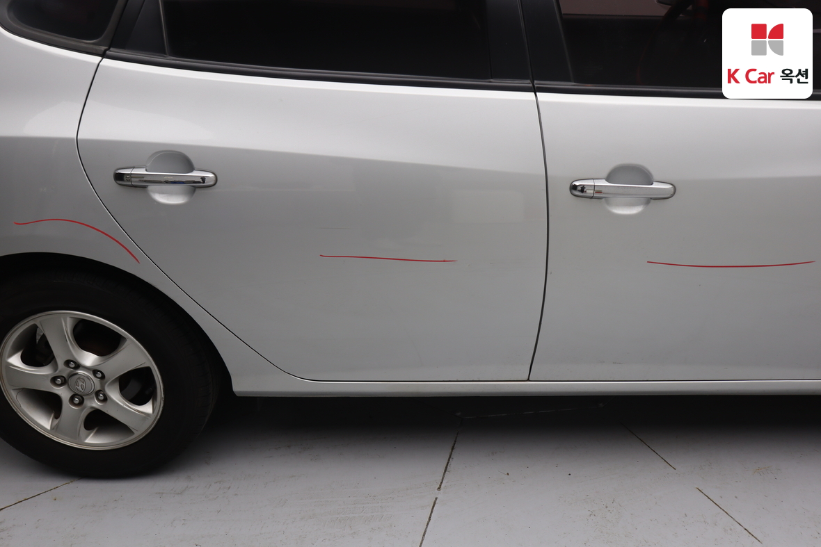 Hyundai Elantra 2009 - Image 38