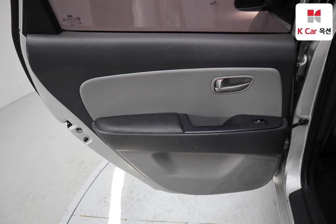 Hyundai Elantra 2009 - Image 21