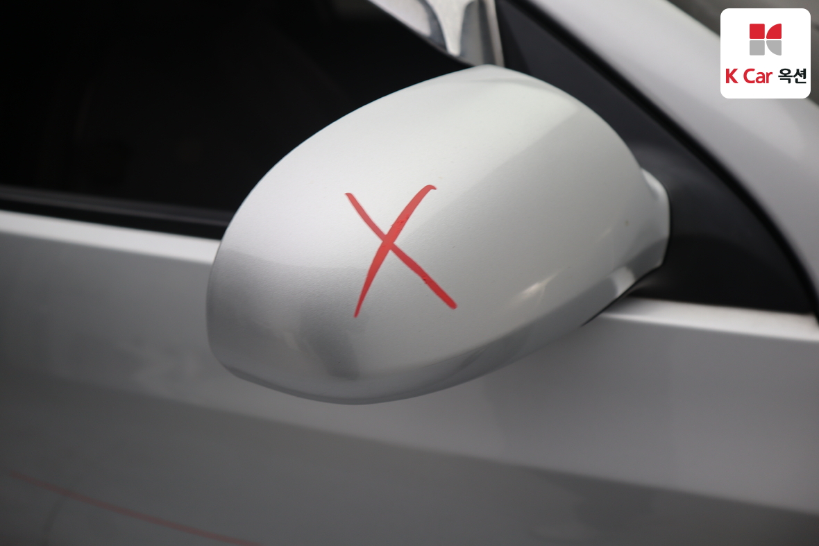 Hyundai Elantra 2009 - Image 40