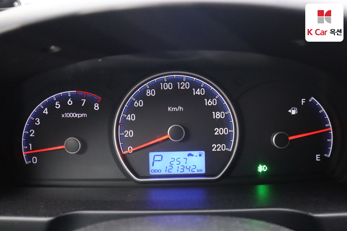 Hyundai Elantra 2009 - Image 5