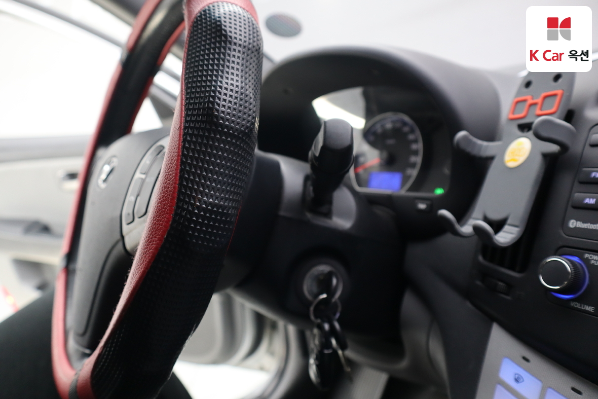 Hyundai Elantra 2009 - Image 11