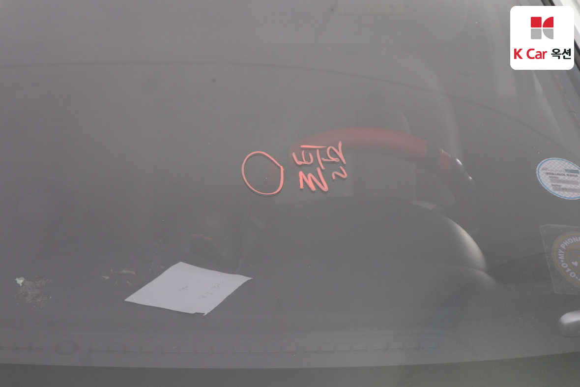 Hyundai Elantra 2009 - Image 32