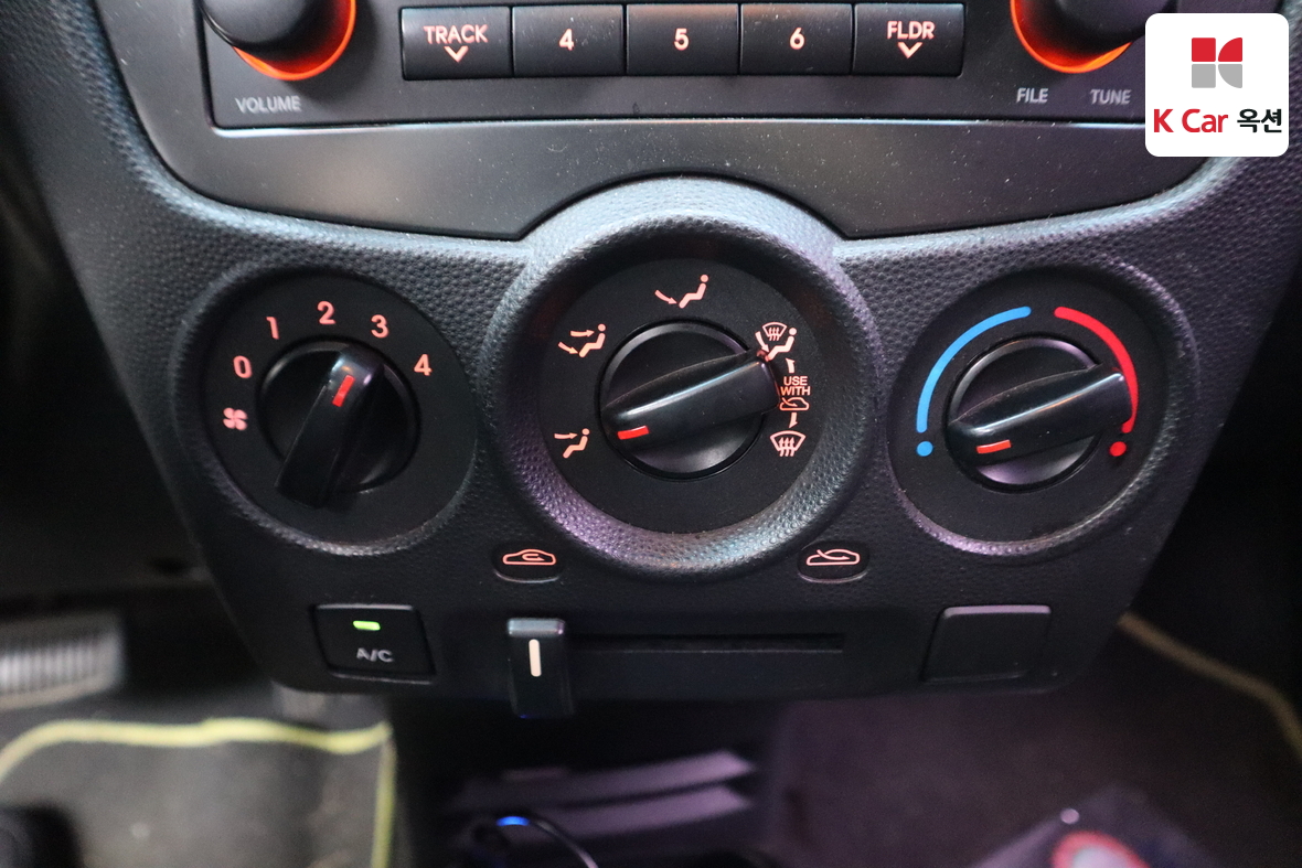 Kia Morning 2011 - Image 15