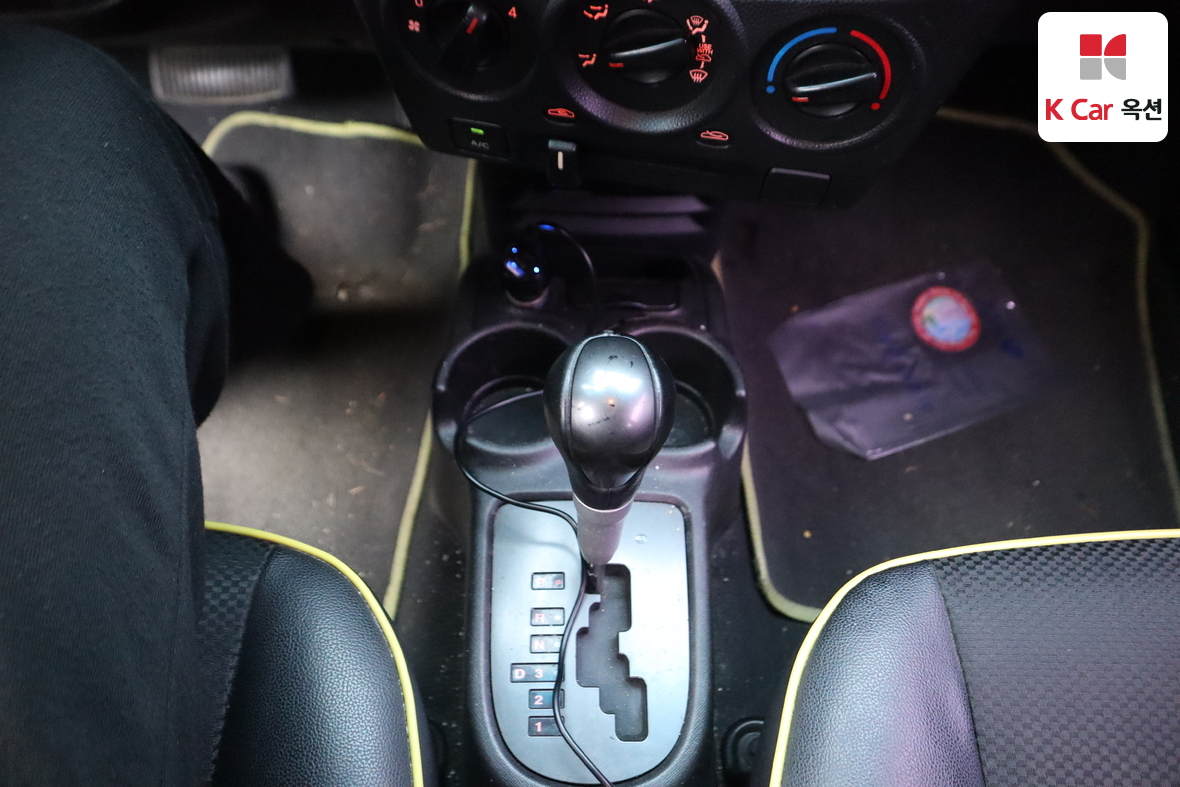 Kia Morning 2011 - Image 16