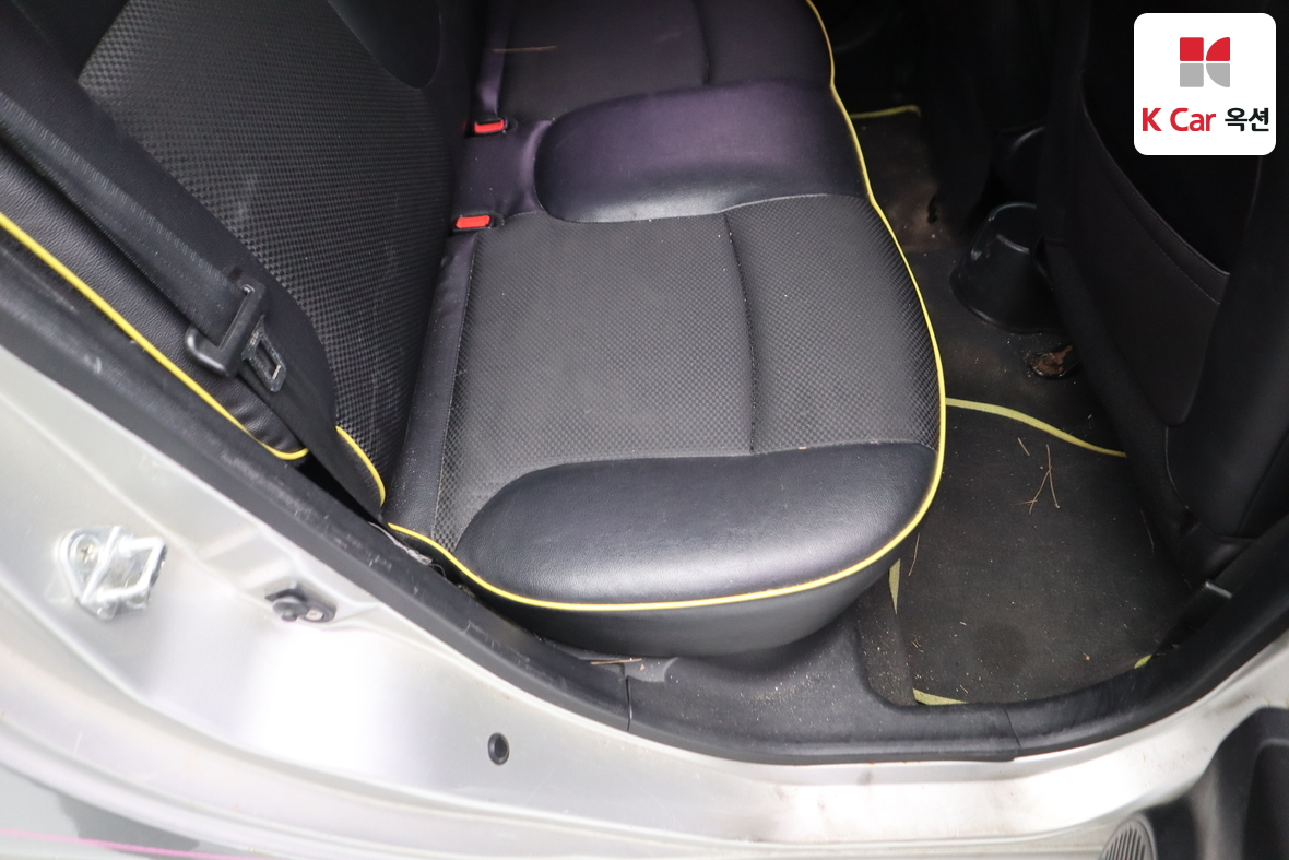 Kia Morning 2011 - Image 27