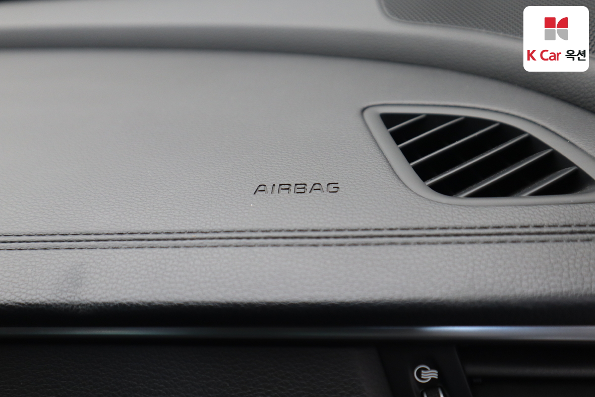 Kia K7 2019 - Image 31