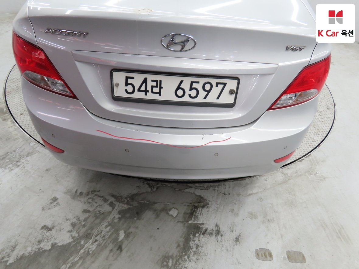 هيونداي أكسنت 2017 - صورة 38