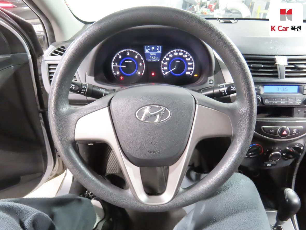 هيونداي أكسنت 2017 - صورة 10