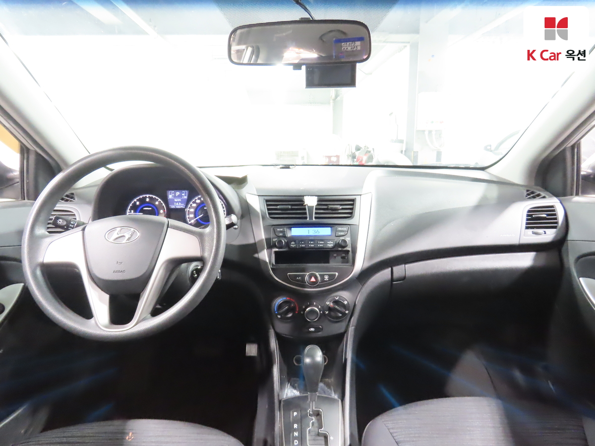 هيونداي أكسنت 2017 - صورة 3