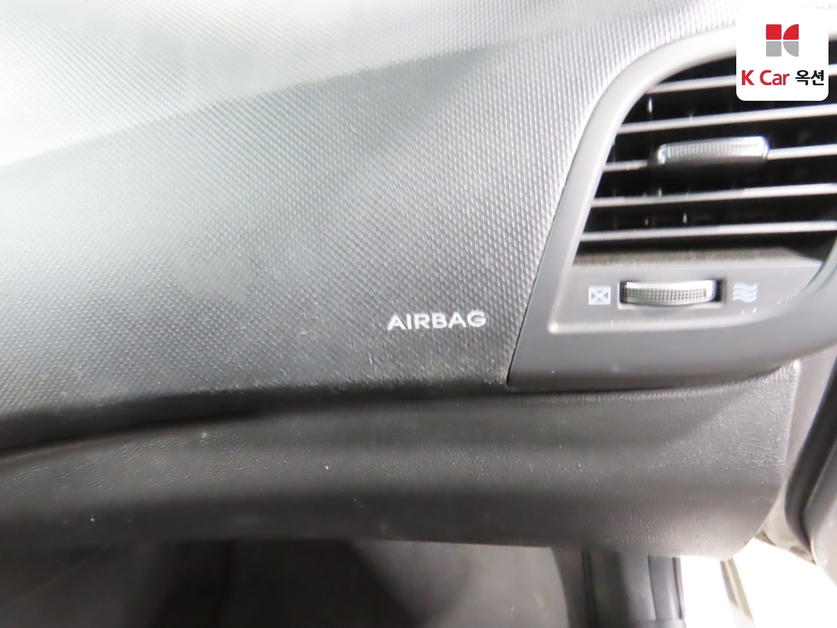 هيونداي أكسنت 2017 - صورة 30