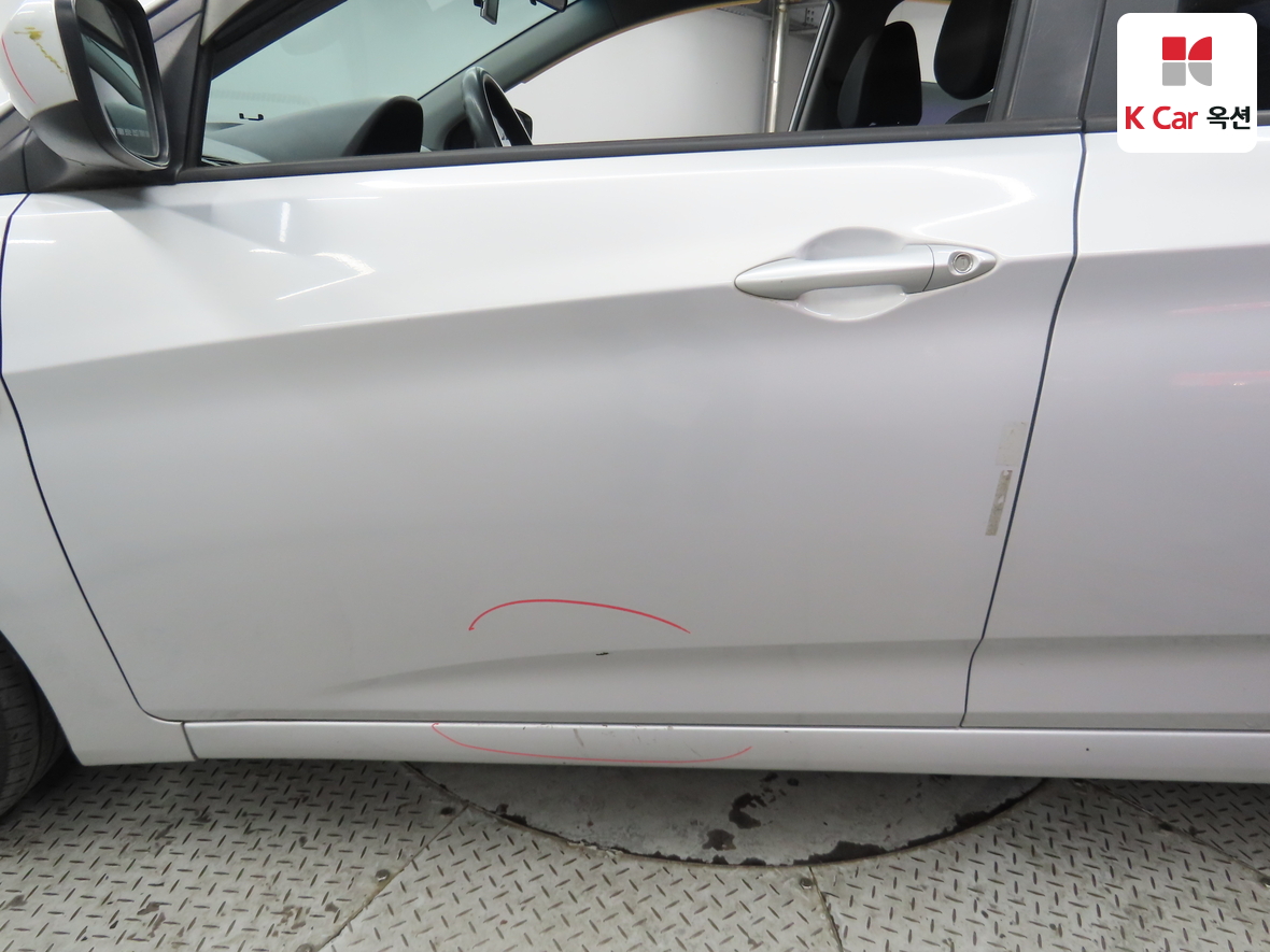 هيونداي أكسنت 2017 - صورة 36