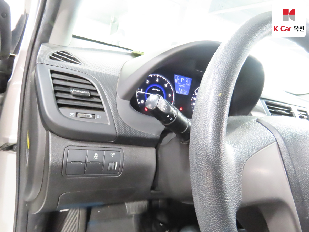 هيونداي أكسنت 2017 - صورة 9