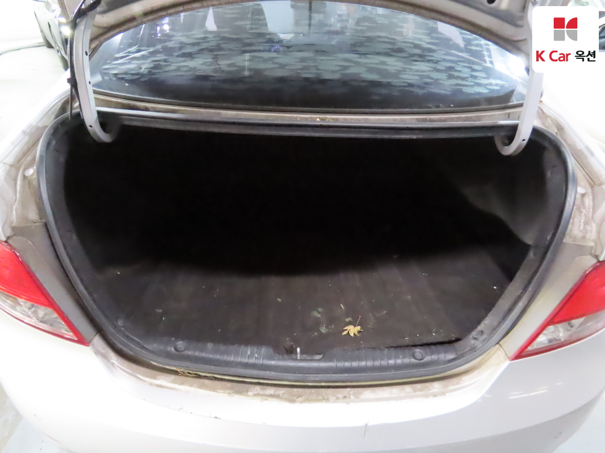 هيونداي أكسنت 2017 - صورة 25