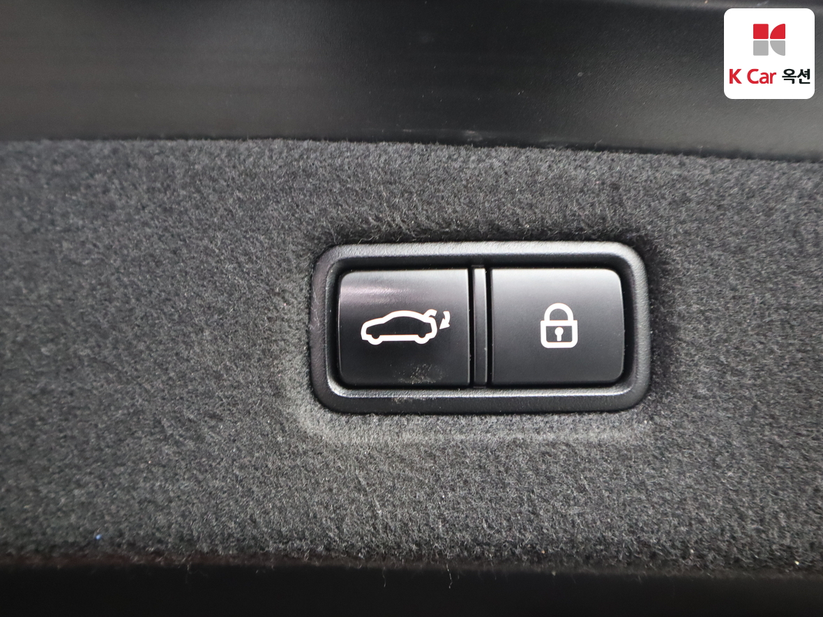 جينيسيس G90 2021 - صورة 28