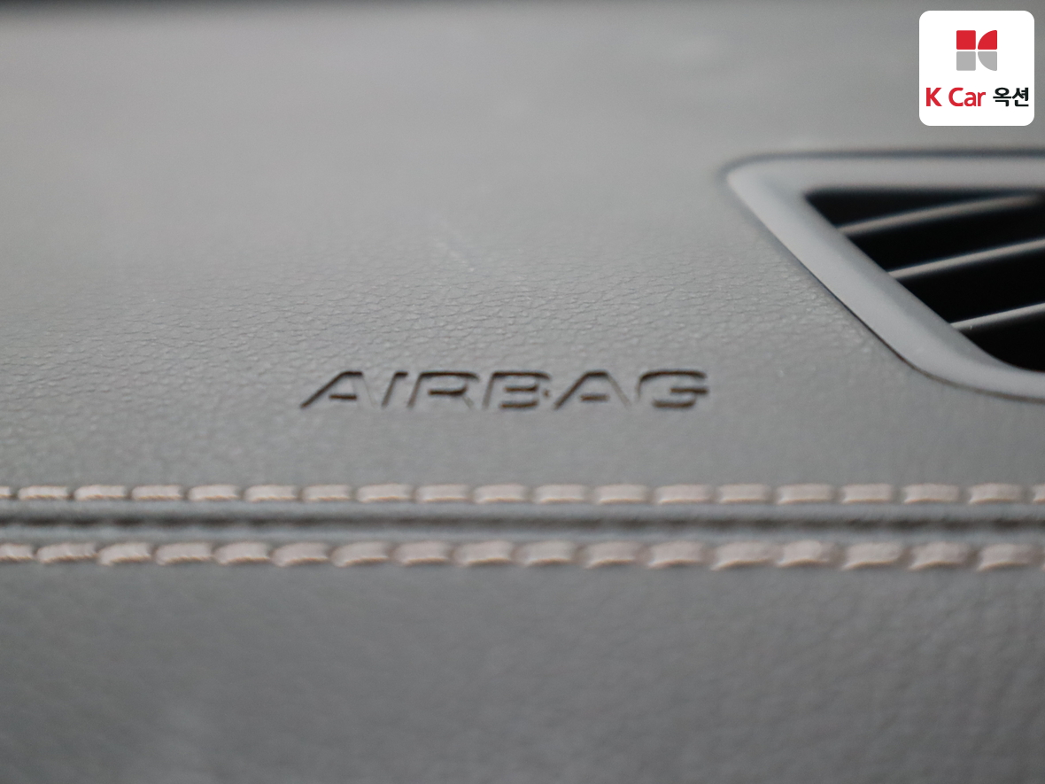 جينيسيس G90 2021 - صورة 33