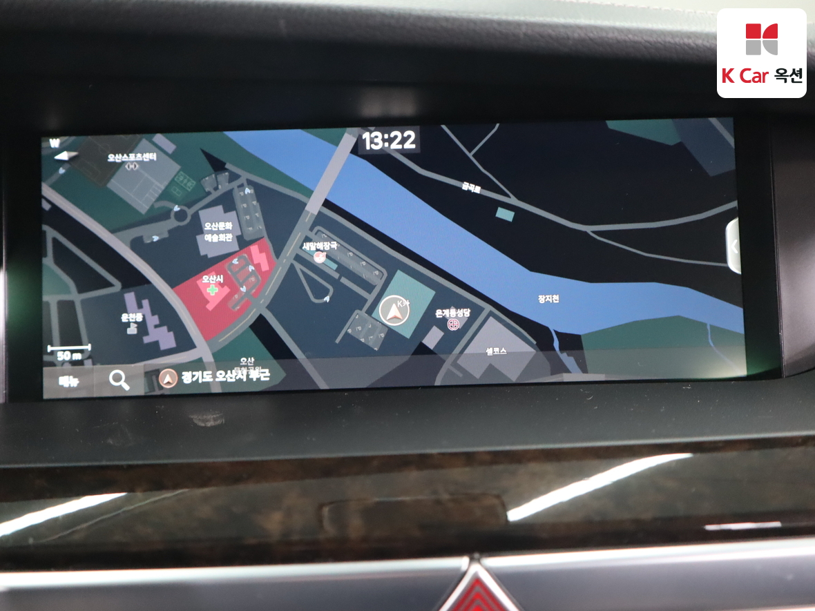 جينيسيس G90 2021 - صورة 14