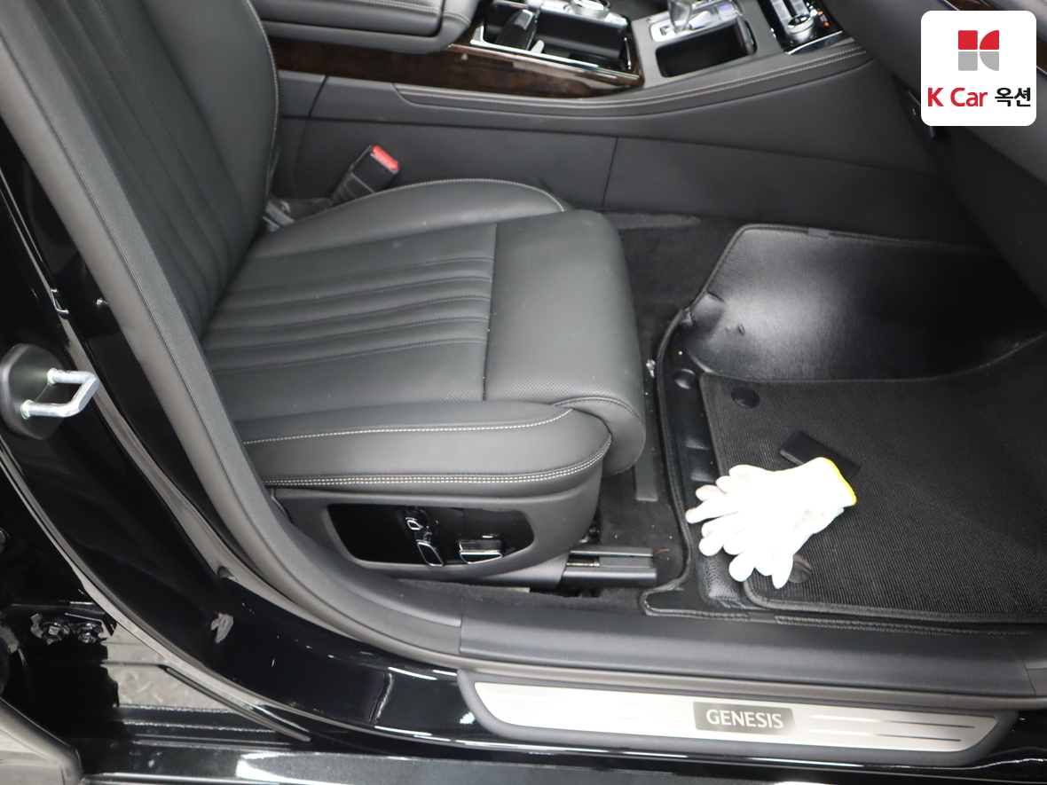 جينيسيس G90 2021 - صورة 32