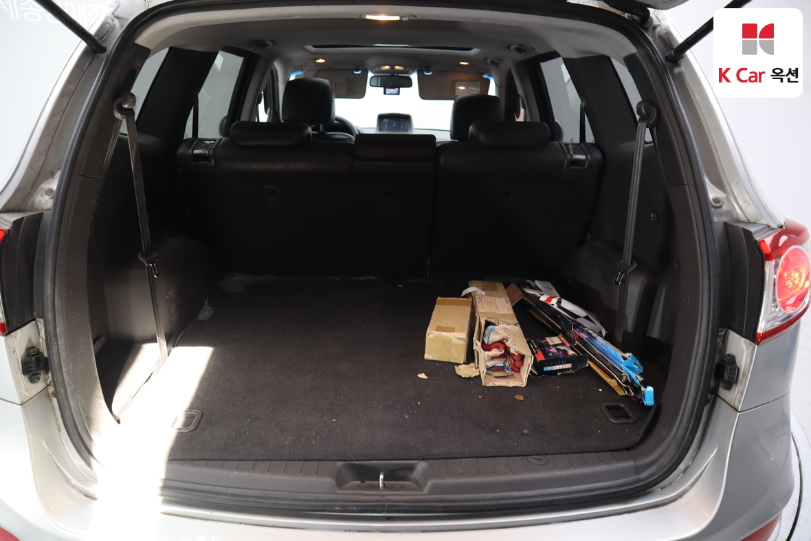 Hyundai Santa Fe 2010 - Image 29