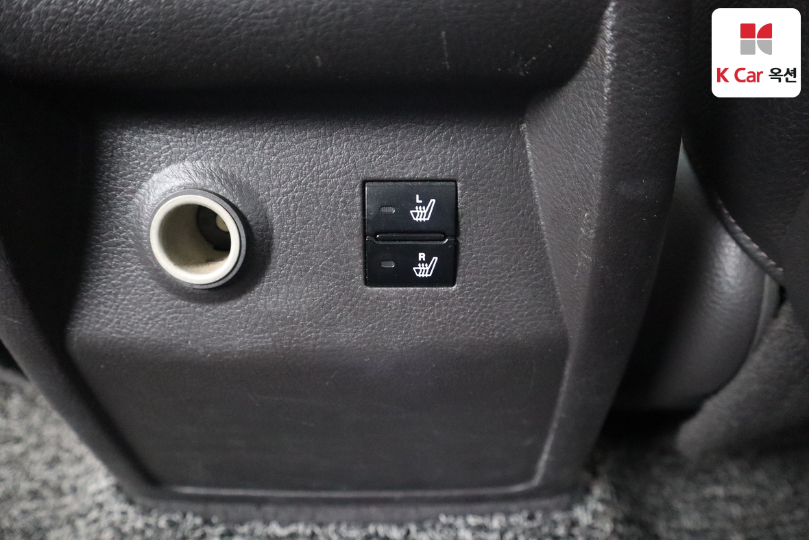 Hyundai Santa Fe 2010 - Image 27