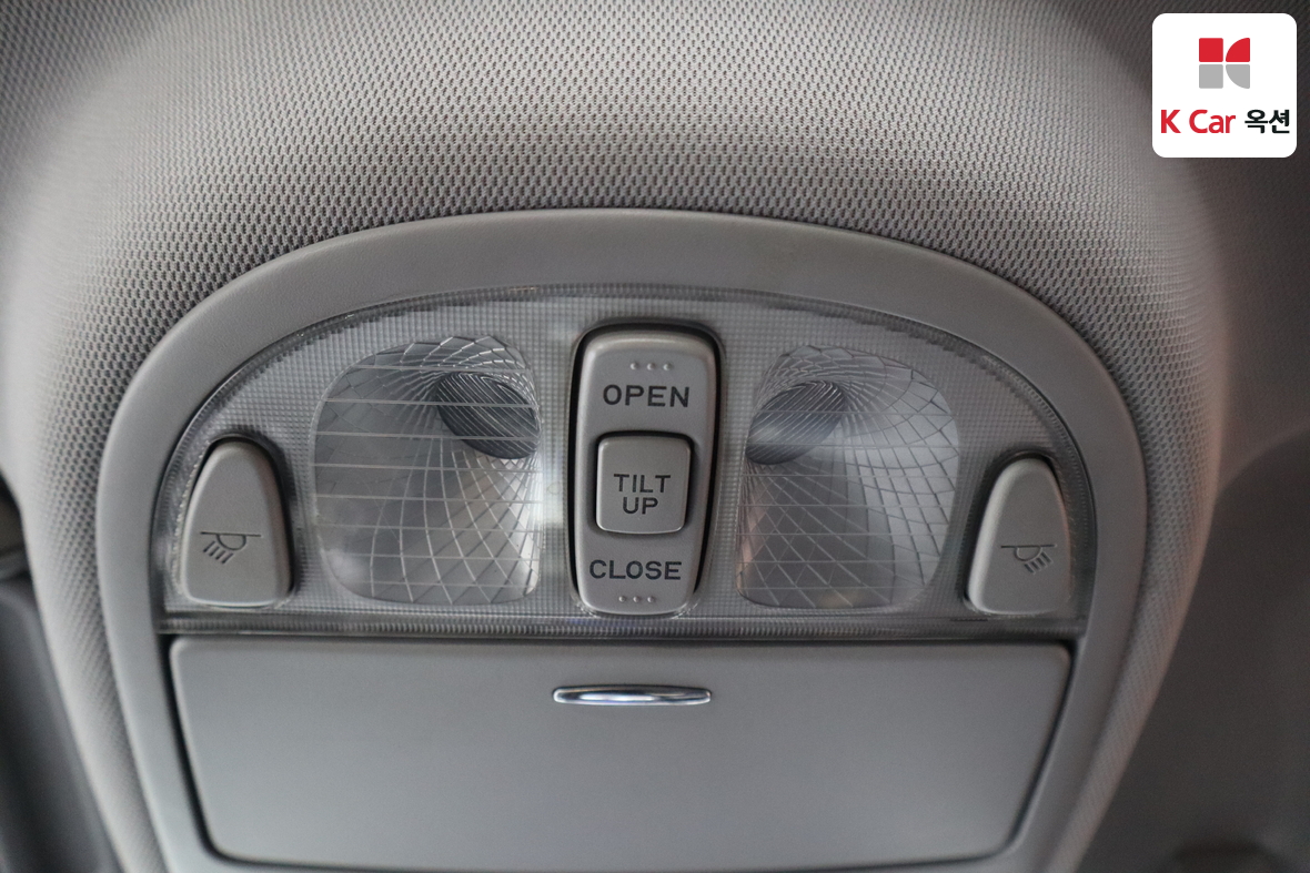 Hyundai Santa Fe 2010 - Image 13