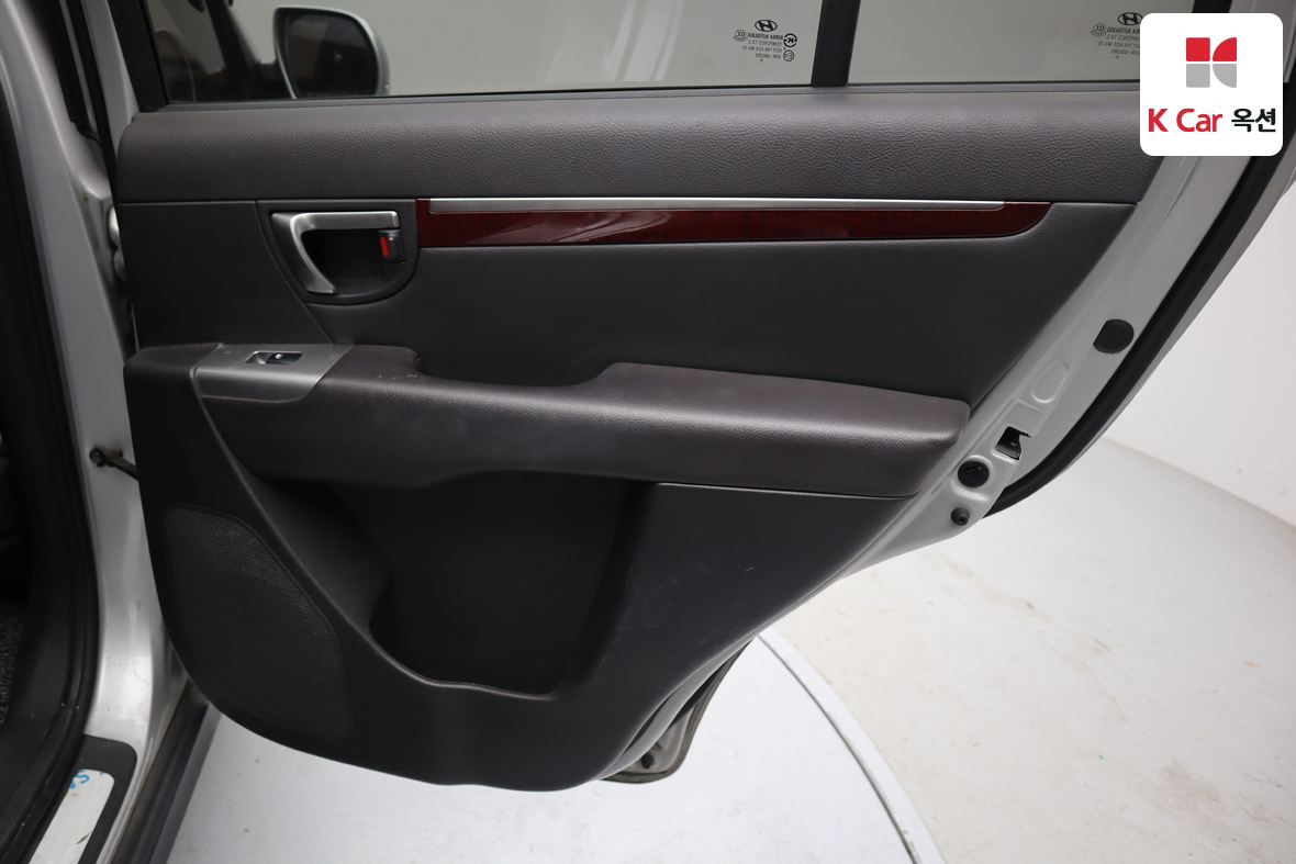 Hyundai Santa Fe 2010 - Image 31