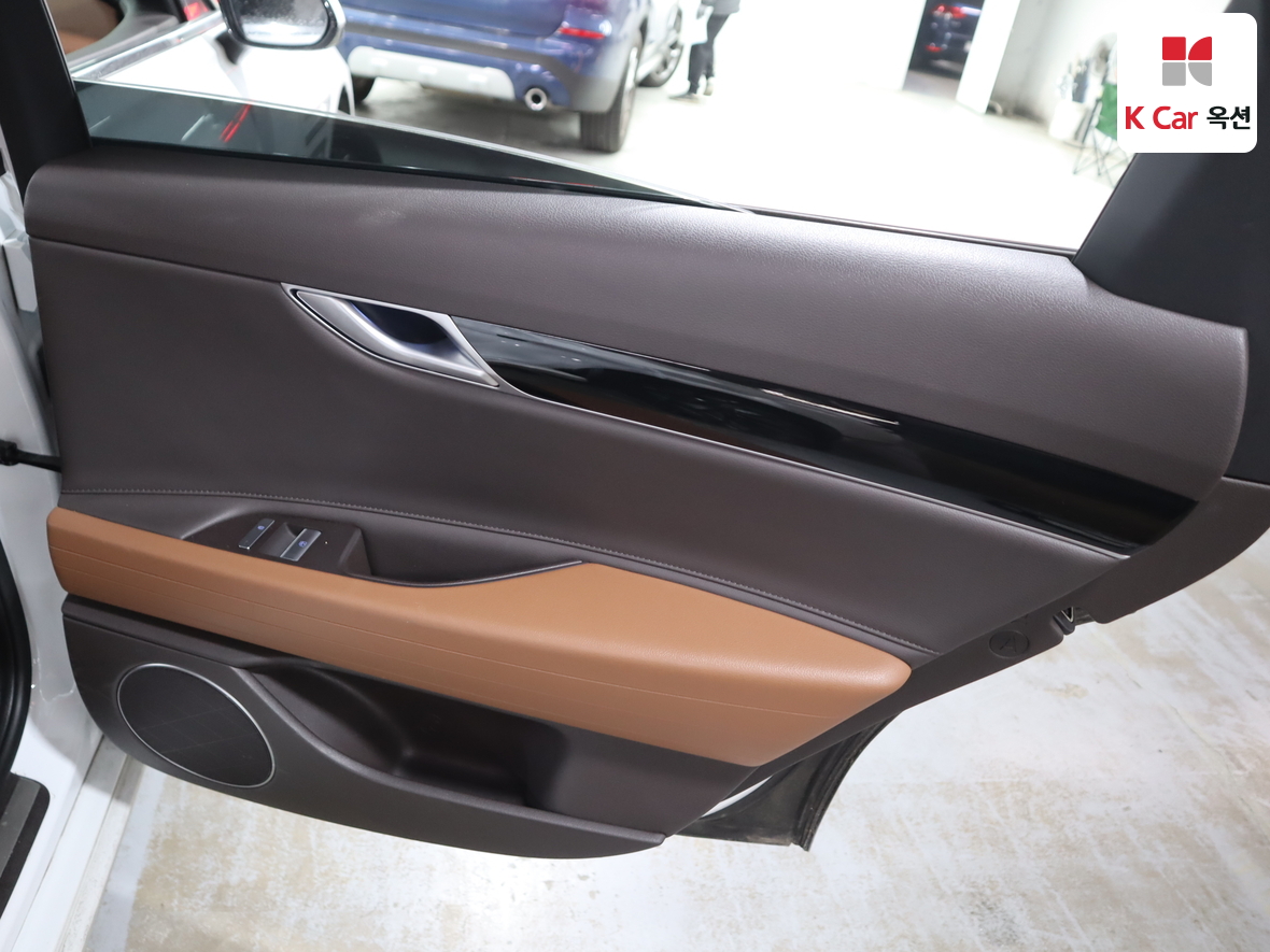 Genesis G80 2021 - Image 26