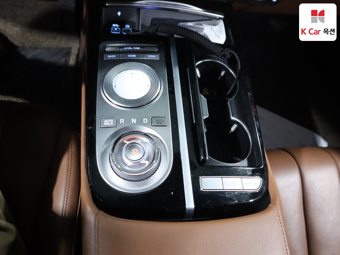 Genesis G80 2021 - Image 16